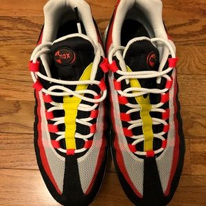 Nike Air Max ‘95. Black w multi color Size 10.5